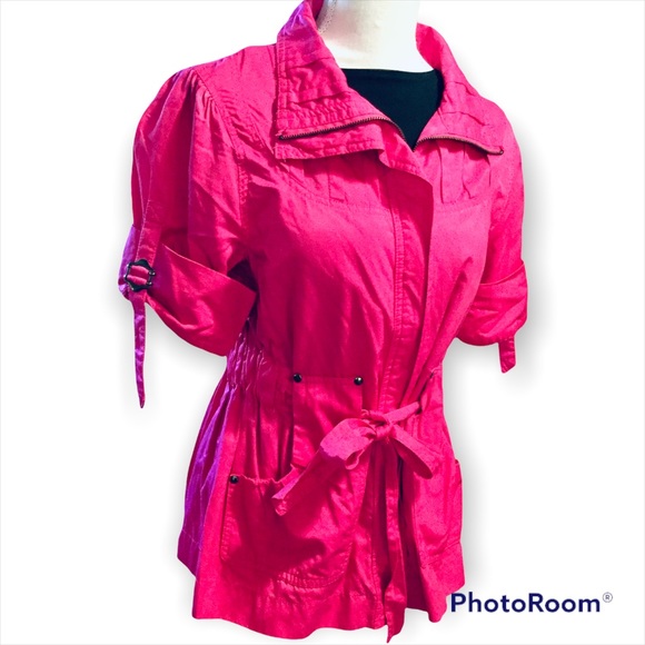 Talie Hot Pink Short Sleeve Jacket - Picture 2 of 3
